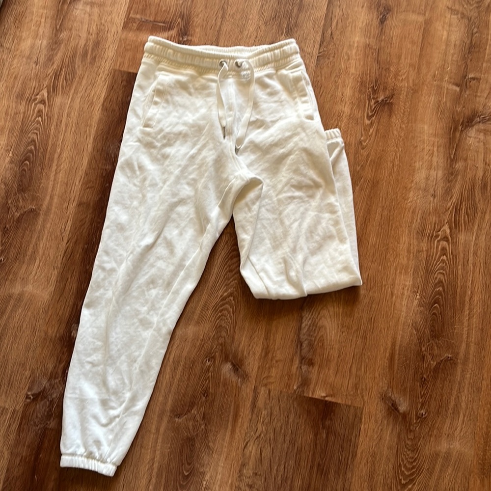 Calvin Klein women’s joggers color:white size:Xs